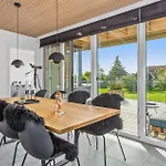 Three-bedroom In إيبلتوفت