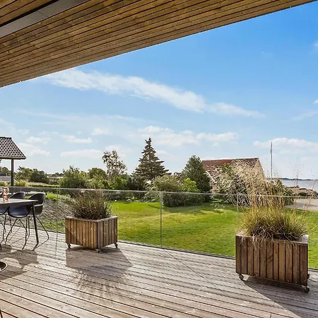 Three-bedroom In * Ebeltoft